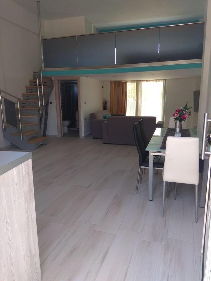 Malamatenia 'S Maisonette Mohósz Kültér fotó
